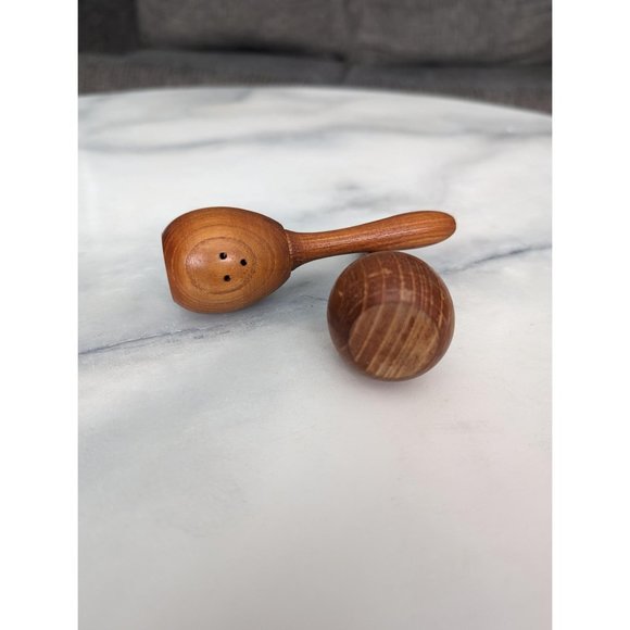 Vintage Jamaican Maracas Salt and Pepper Set - Picture 3 of 5